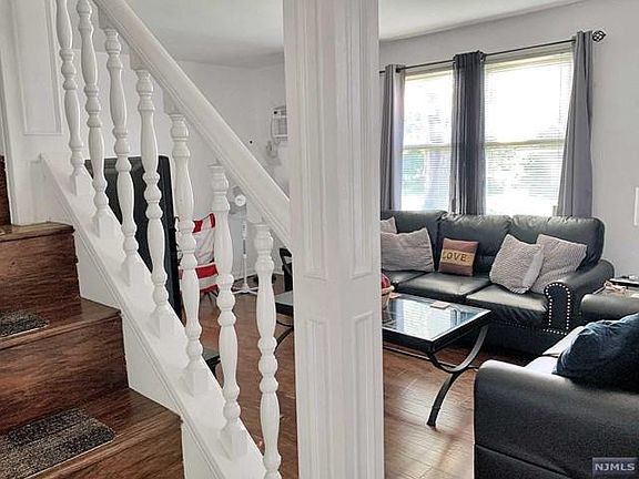 132 business plan picture