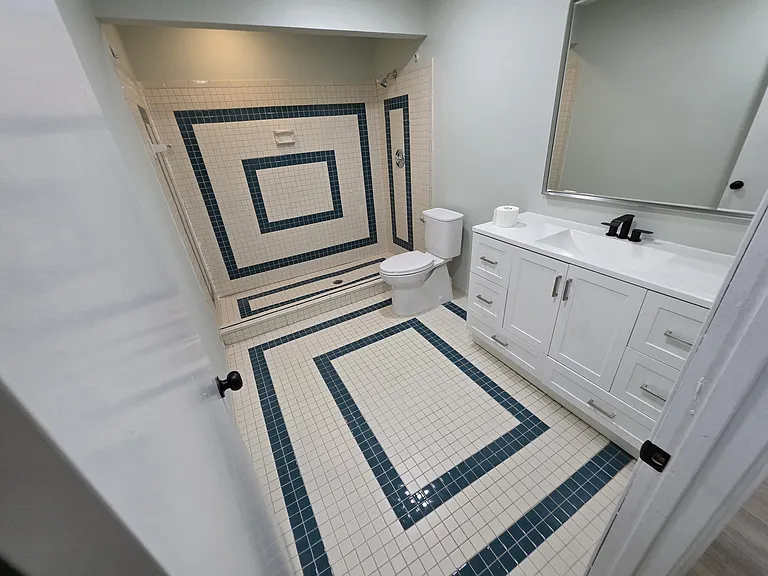 13918 Rock Brook Ct — Photo 33