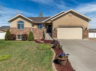 4928 W Eagles Lndg, Clearfield, UT 84015