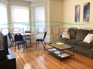 100 Queensberry St APT 10, Boston, MA 02215