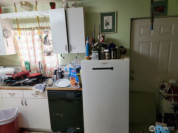 5th image of 1202 Willard Avenue