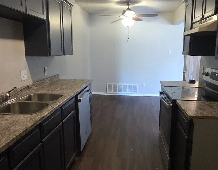 6719 Loma Vista Dr — Photo 26