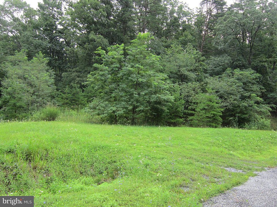 1st image of 170 Conns East Dr