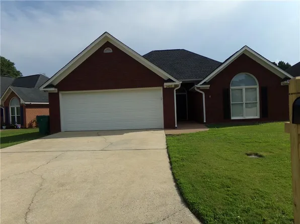 3409 Carrington Pl, Phenix City, AL 36867