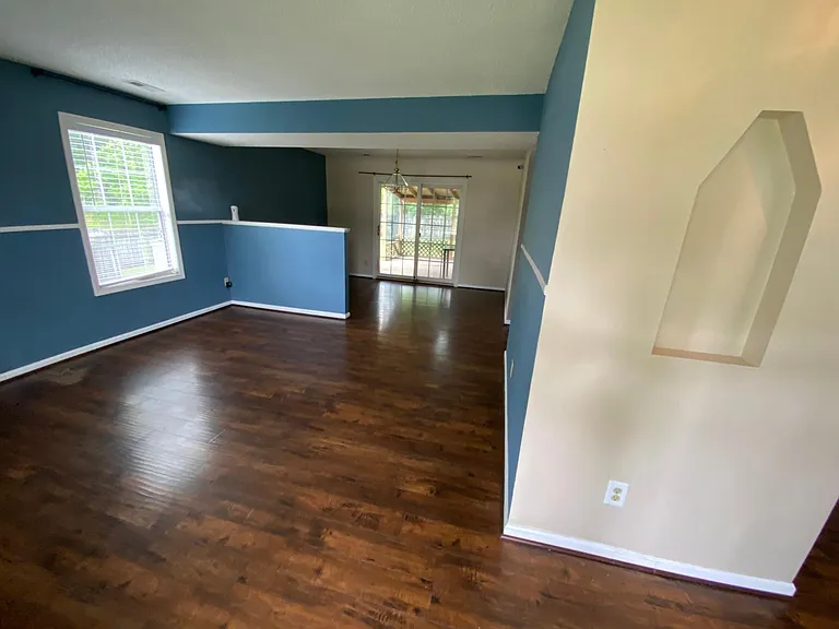 22 Old Pond Ct — Photo 13