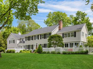 16 Lighthouse Way, Darien, CT 06820