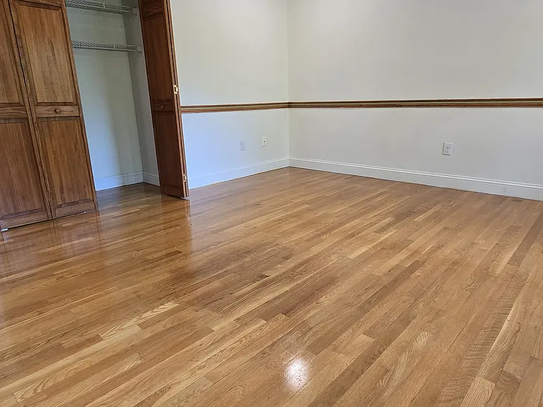 120 Mahala Way — Photo 32