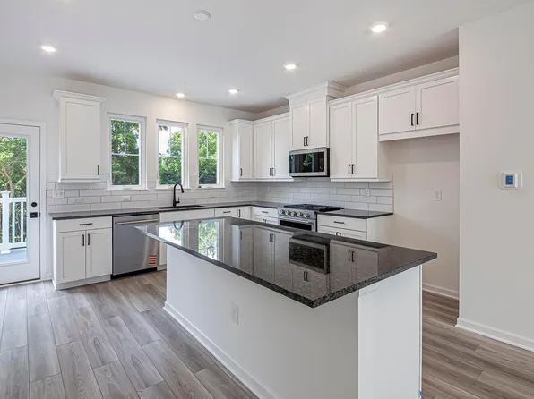 377 Shumard Ln Lot 203, Westerville, OH 43082