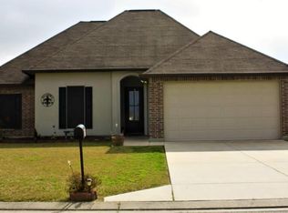 115 Golden Harvest Ln, Rayne, LA 70578