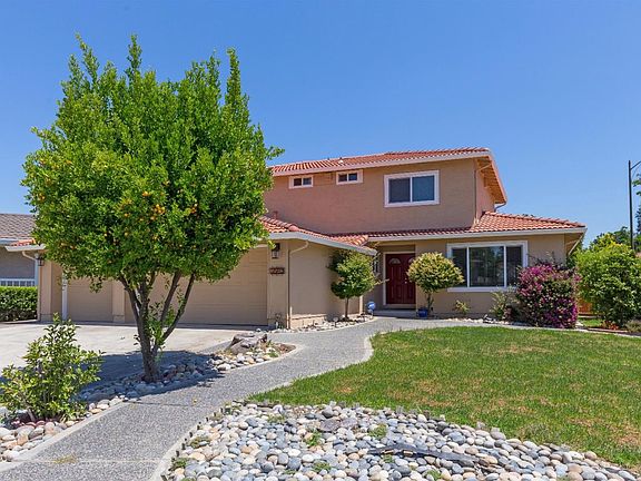 2nd image of 4582 Park Cherry Pl
