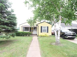 34813 John St, Wayne, MI