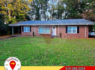 209 S Hillcrest Dr, Goldsboro, NC 27534