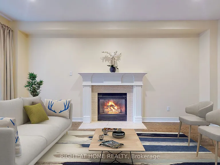 64 Larratt Ln — Photo 3