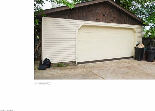 3rd image of 291 Fenton Ave