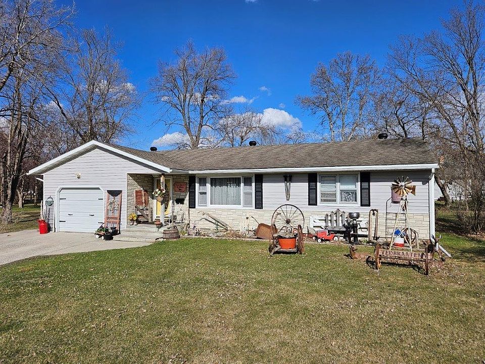 1st image of 310 Dunlevy Ave N