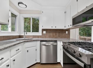 30 Paxton Ter, Nashua, NH 03064