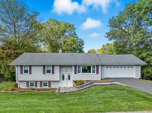 23 Holly Lane, Wallingford, CT 06492