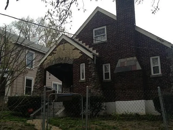 628 Probasco Street — Photo 1