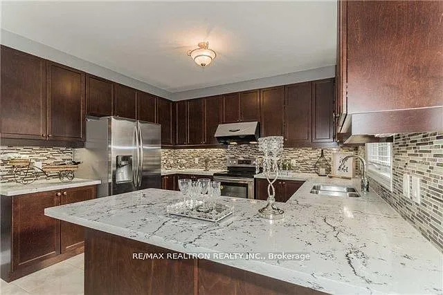978 Ernest Cousins Cir — Photo 9