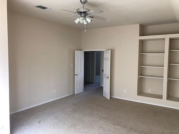 5th image of 3813 Andover Dr
