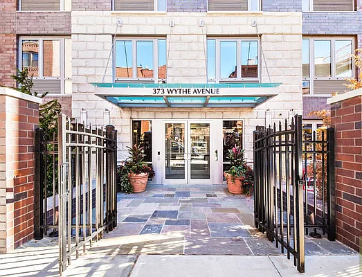 Rented by NY Space Finders Inc. | media 18