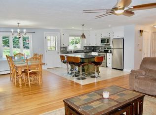 15 Woodvale Ave, Plymouth, MA 02360