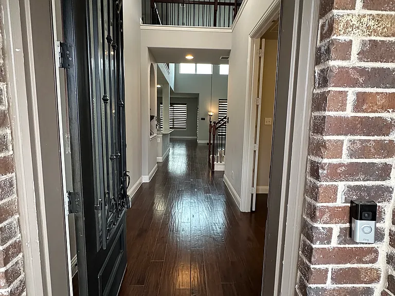 1812 Jace Dr — Photo 2