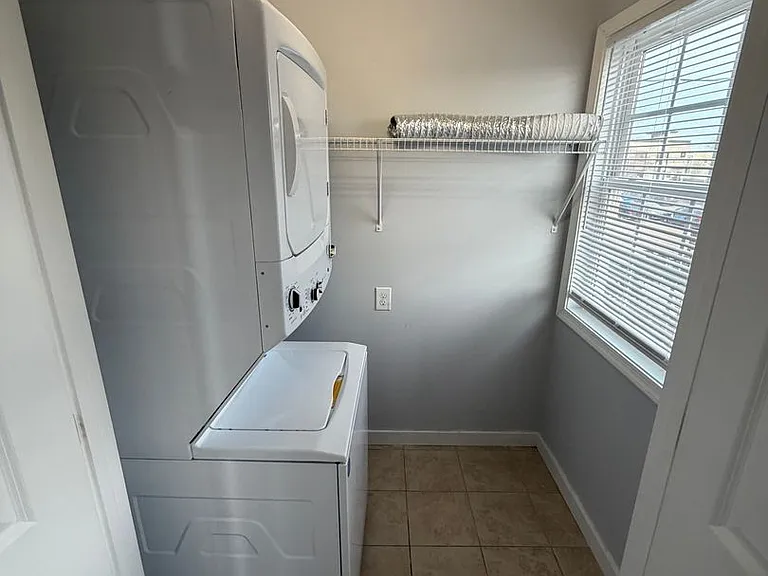 1007 N 25th Street — Photo 9