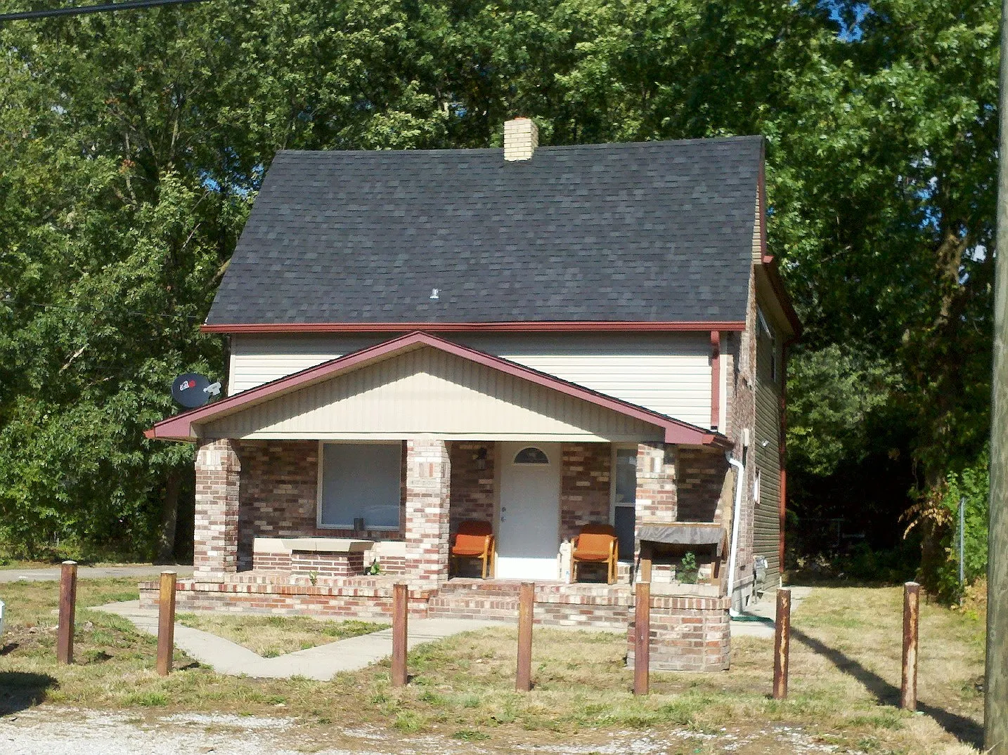 1715 Perkins Ave photo 1
