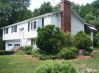 96 Yarmouth Rd, Norwood, MA 02062