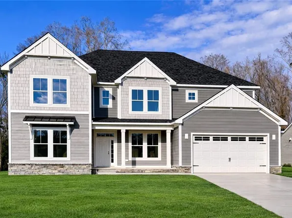 322 Rhapsody Dr, Suffolk, VA 23435