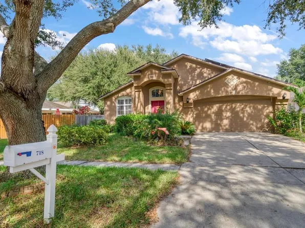 718 Somerstone Dr, Valrico, FL 33594