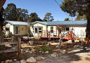 1st image of 16 Peacock Ln #1