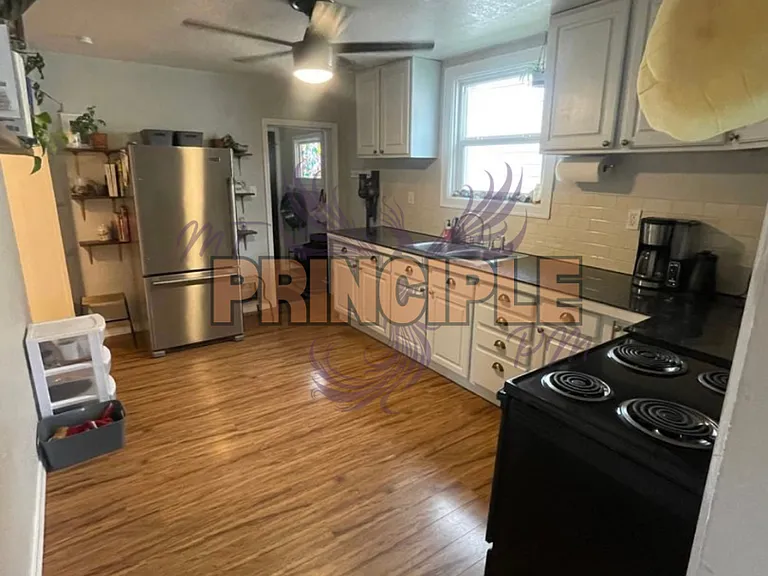1830 Gaylord St — Photo 8