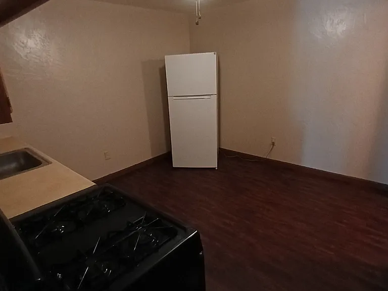 200 North St #101 — Photo 15