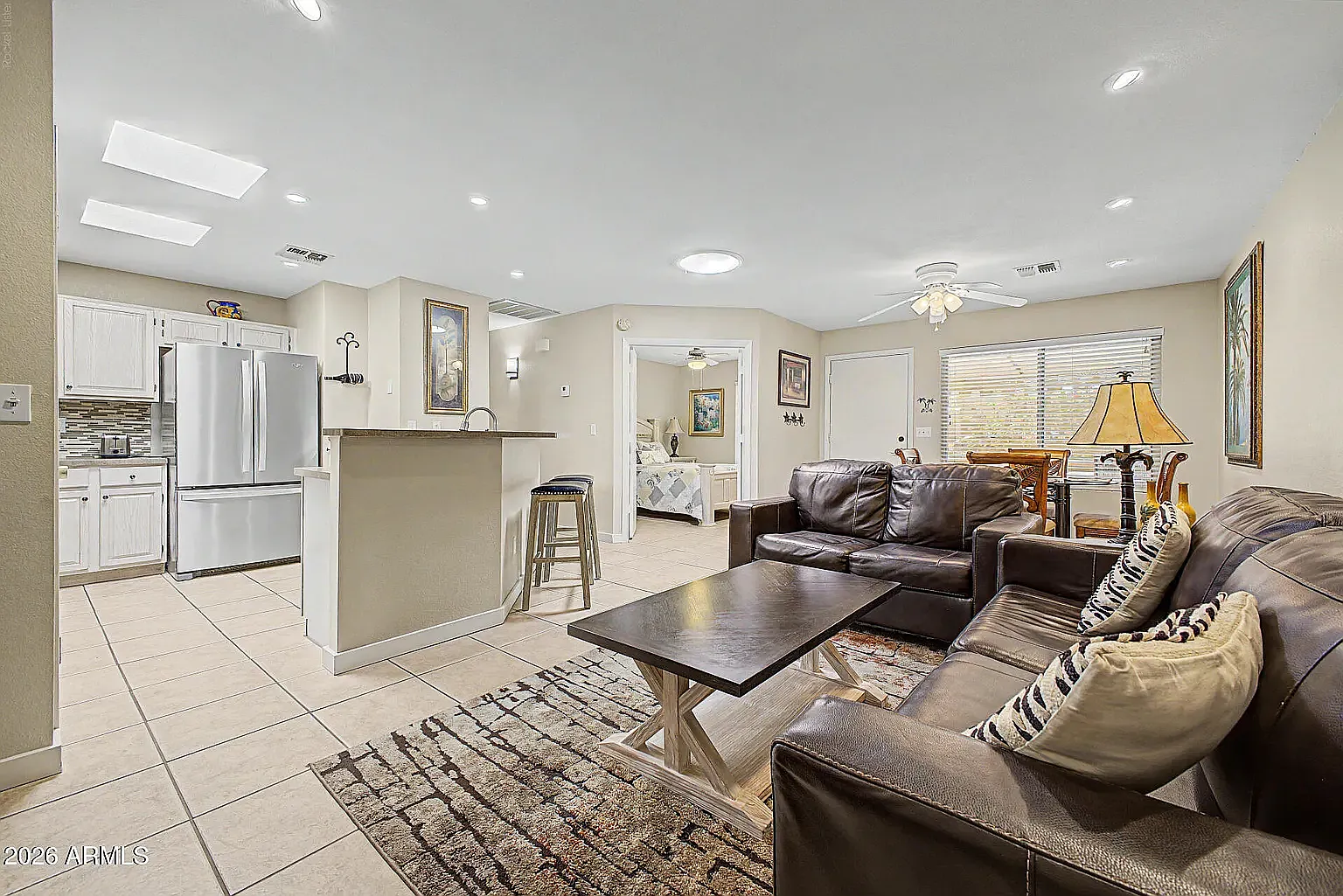 2 bed, 932 sqft, $1,595 — Photo 3