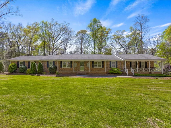 142 Hollingsworth Dr, Pickens, SC 29671