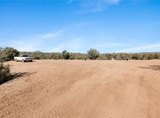 293 N Skylight Dr, Kingman, AZ 86401