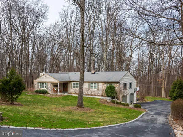 150 Forge Mountain Dr, Valley Forge, PA 19481