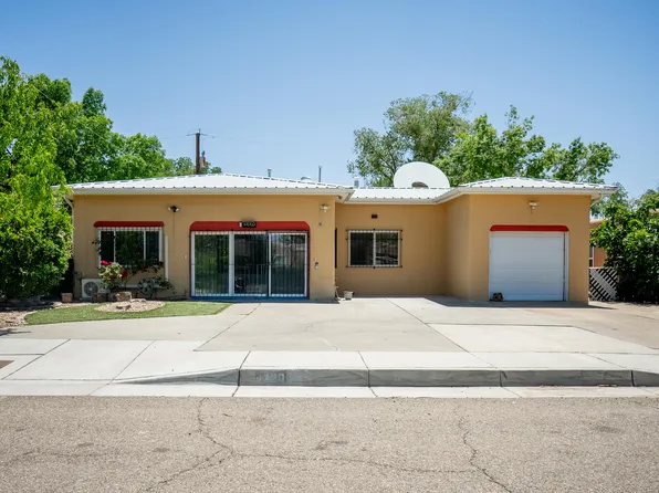 4220 Courtney Ave NE, Albuquerque, NM 87108