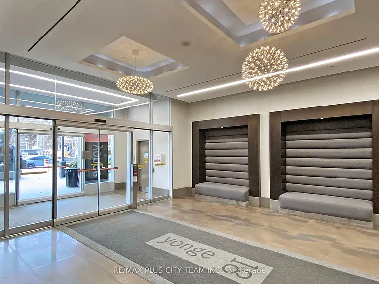 18 Yonge St #2904 — Photo 31