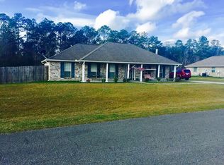 33 Timaquana Dr, Picayune, MS 39466