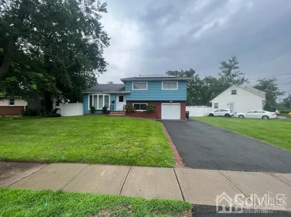 1521 W 7th St, South Plainfield, NJ 07080
