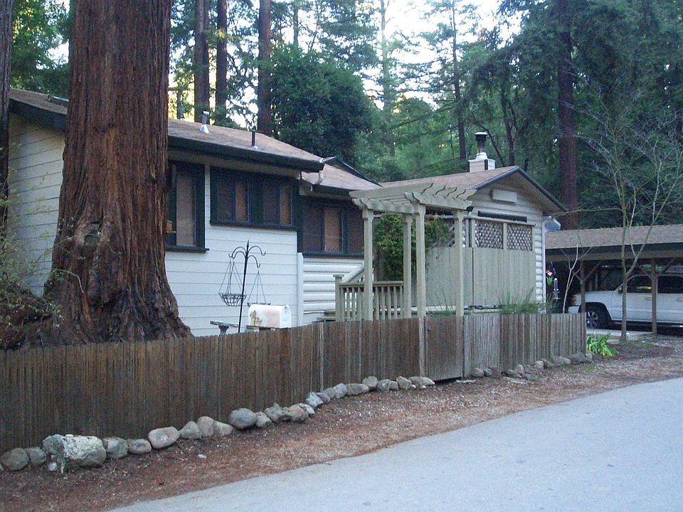 2nd image of 190 Pleasant Way