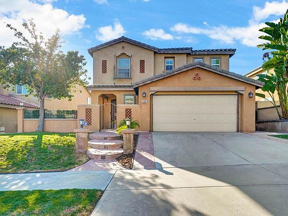 3rd image of 1260 Long View Dr
