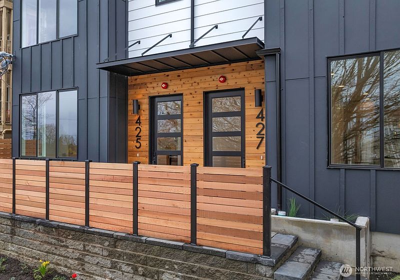 2nd image of 427 19th Avenue E