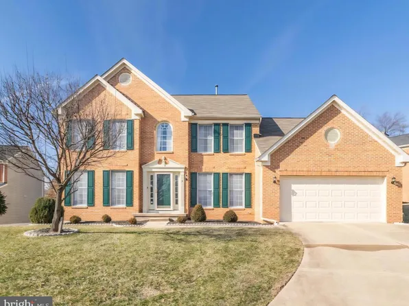 9 Lancashire Ct, Owings Mills, MD 21117
