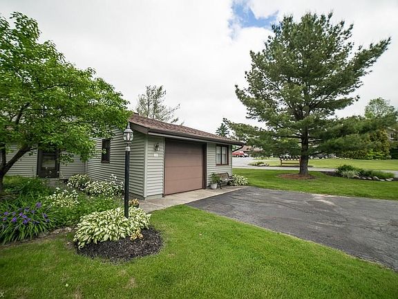 3rd image of 11106 Kimmeridge Trl APT 2B