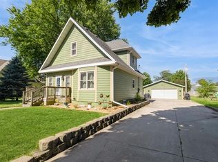 109 N Park St, Roland, IA 50236