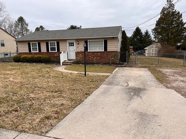 696 N 1st Rd, Hammonton, NJ 08037